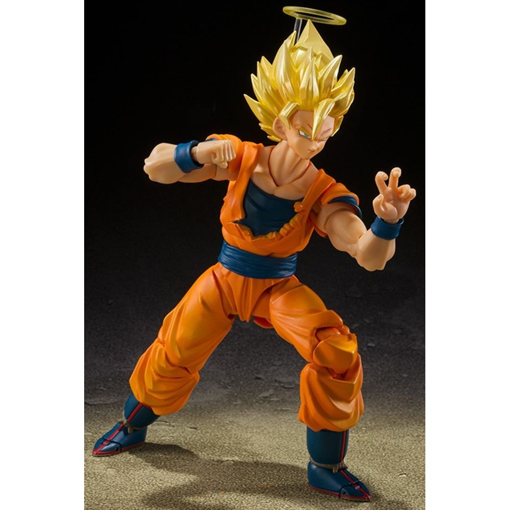 Action figure de Goku Super Saiyajin 2 - Action Figure Collection - Objetos  Colecionáveis